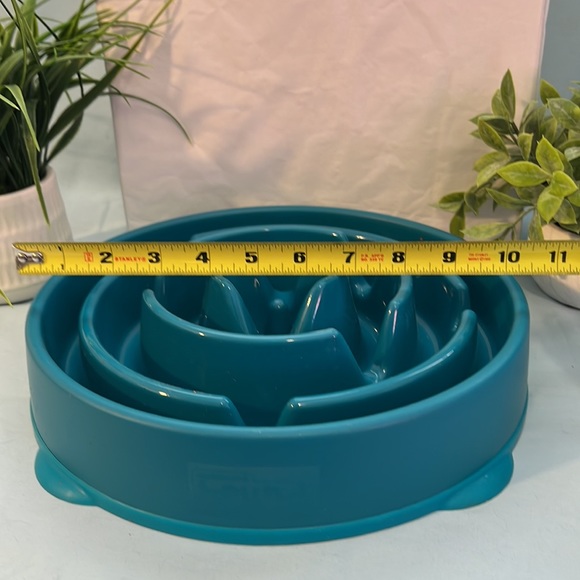 Outward Hound Fun Feeder Slo Bowl, Slow Feeder Dog Bowl, Medium - Picture 5 of 5